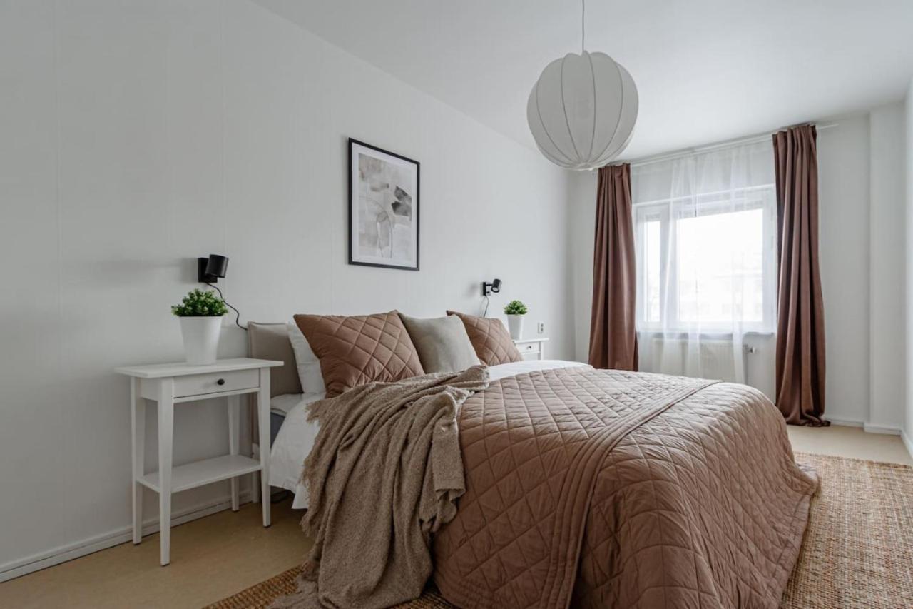 Practical Flat In Vibrant Sofo, Construction Work Ville de Stockholm