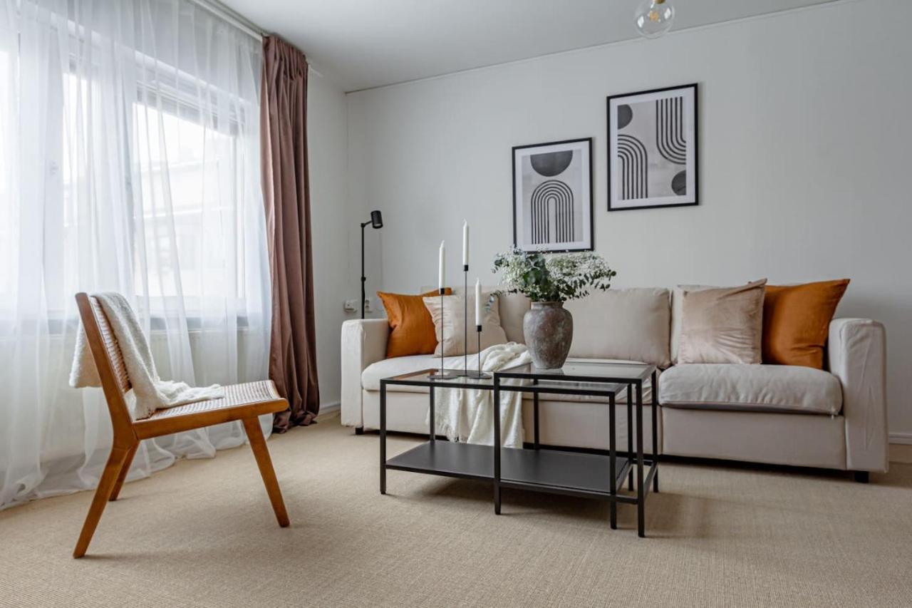Appartement Practical Flat In Vibrant Sofo, Construction Work *